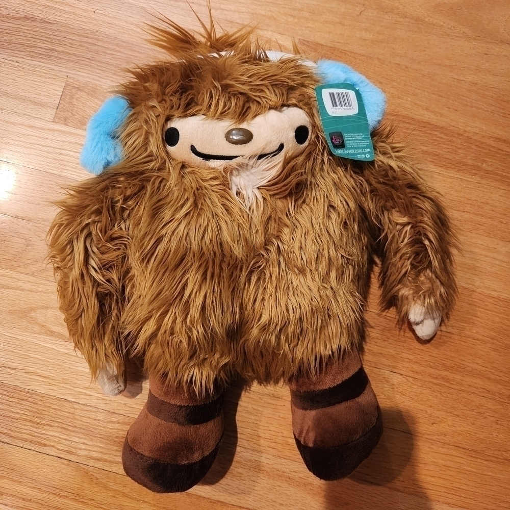 Vancouver 2010 Olympics Quatchi 16.5 inch plush NWT